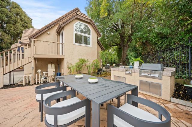 6607 Arlington Drive, Pleasanton CA: https://media.crmls.org/mediaz/17fdb938-8689-4f5e-889b-441a724429a4.jpg