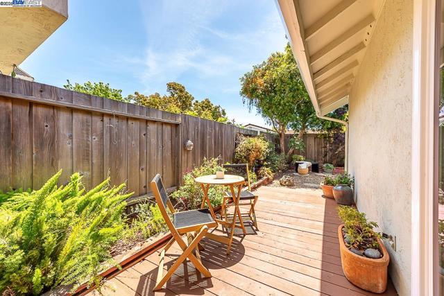 Image 37 of 54 For 32996 Soquel St