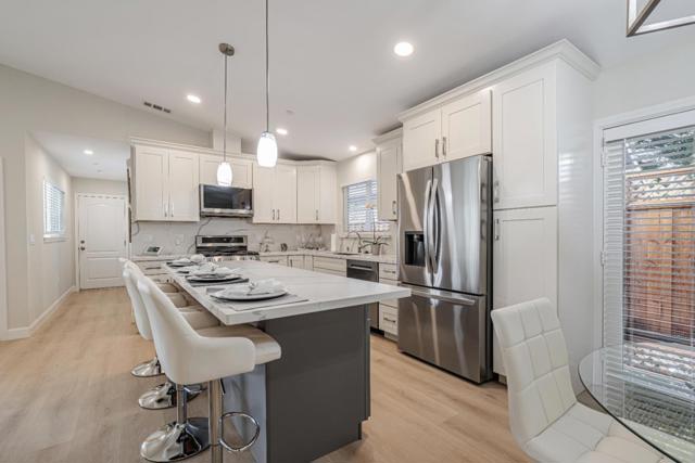 Image 6 of 16 For 895 Schembri Lane
