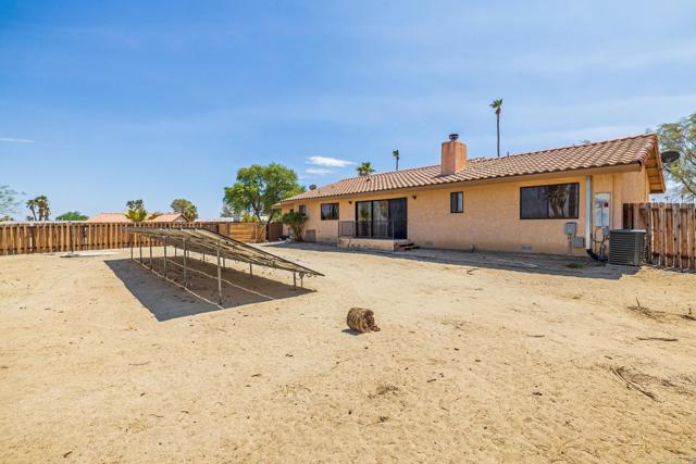 Detail Gallery Image 21 of 24 For 3135 Club Circle East, Borrego Springs,  CA 92004 - 3 Beds | 3 Baths