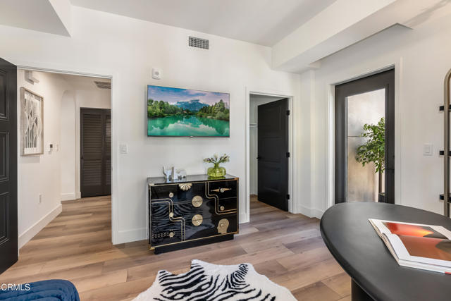Detail Gallery Image 17 of 41 For 139 S Oak Knoll Ave #203,  Pasadena,  CA 91101 - 2 Beds | 2 Baths