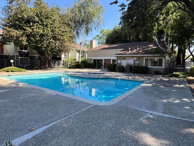 2591 Easton Way, San Jose CA: https://media.crmls.org/mediaz/17ffd66e-5482-4102-a38c-1db98f58c0ec.jpg