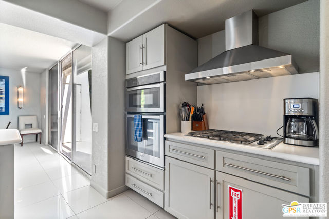 770 N Girasol Court, Palm Springs CA: https://media.crmls.org/mediaz/180065aa-6d11-47e1-a5a3-2e64d77a0943.jpg
