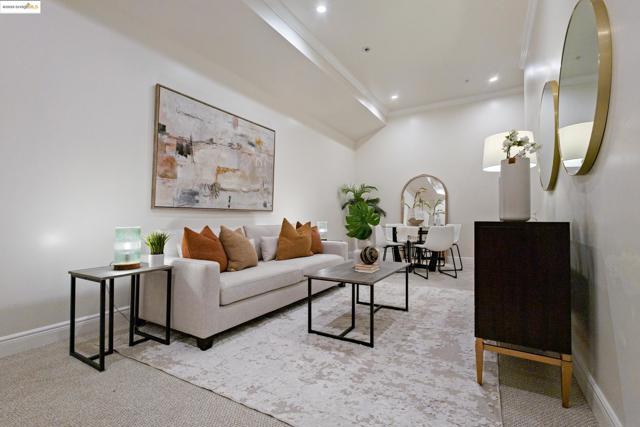 5915 Balboa Dr, Oakland CA: https://media.crmls.org/mediaz/180079d0-a2c1-4e01-a786-fe289b4128cd.jpg