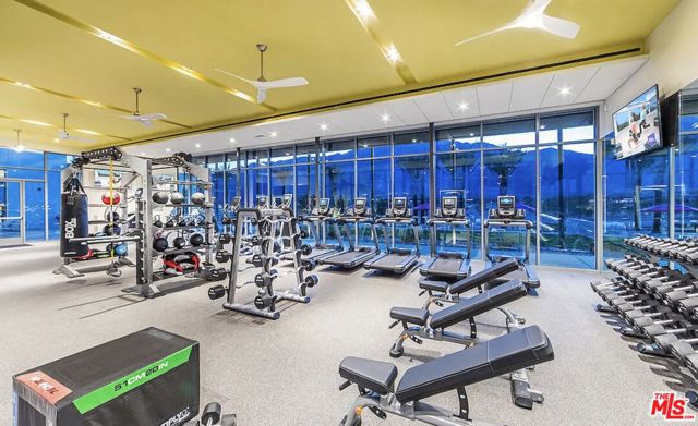 400 Fountain Drive, Palm Springs CA: https://media.crmls.org/mediaz/1800f6ec-8705-486d-b159-e0a35b3d31e2.jpg
