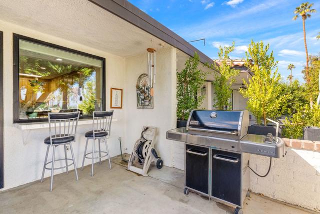 44 San Sebastian Drive, Rancho Mirage CA: https://media.crmls.org/mediaz/18010f30-ee02-432c-8826-fcfb082e6e16.jpg