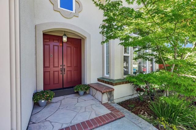 18898 Bellgrove Circle, Saratoga CA: https://media.crmls.org/mediaz/18017e35-af04-4a02-845b-565eadaa990b.jpg