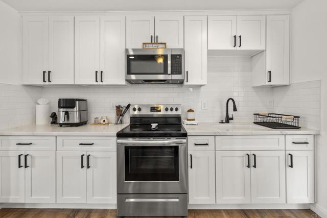 Detail Gallery Image 10 of 35 For 13510 Willow Rd, Lakeside,  CA 92040 - 2 Beds | 1 Baths