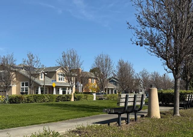 Image 36 of 42 For 400 Solstice Lane