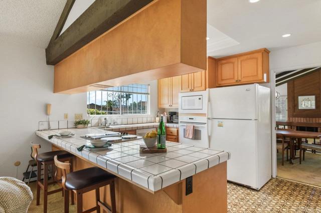 5420 Mirar Court, Bonita CA: https://media.crmls.org/mediaz/1804d015-8923-41ba-89ec-e9e9c4c91ac4.jpg