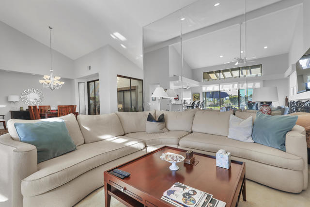 209 Bouquet Canyon Drive, Palm Desert, CA 92211