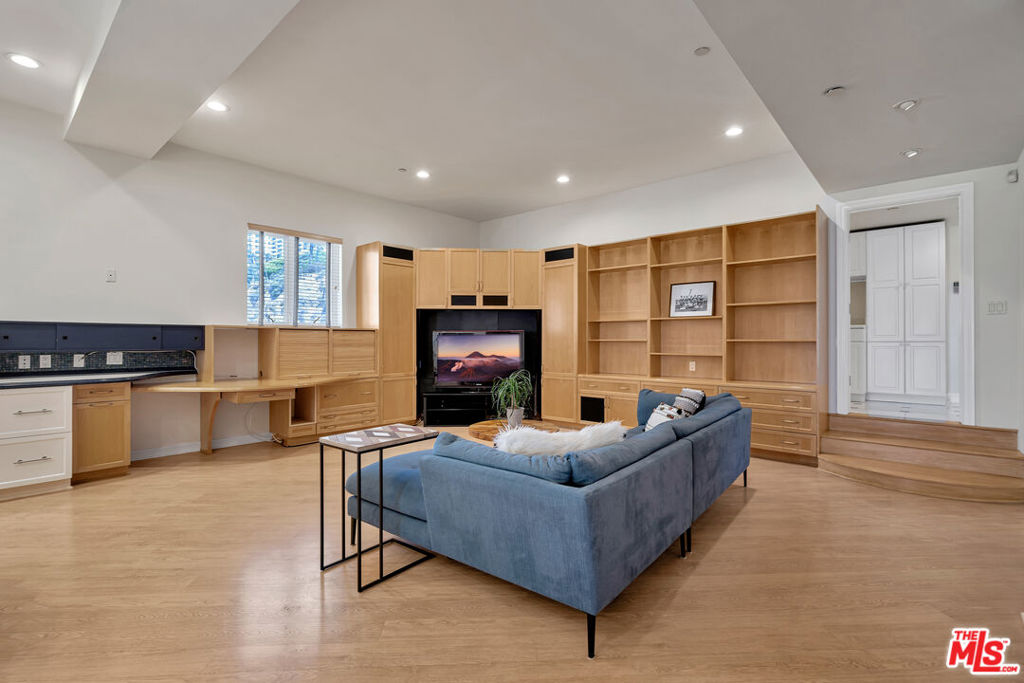 MLS #26944775 image #29
