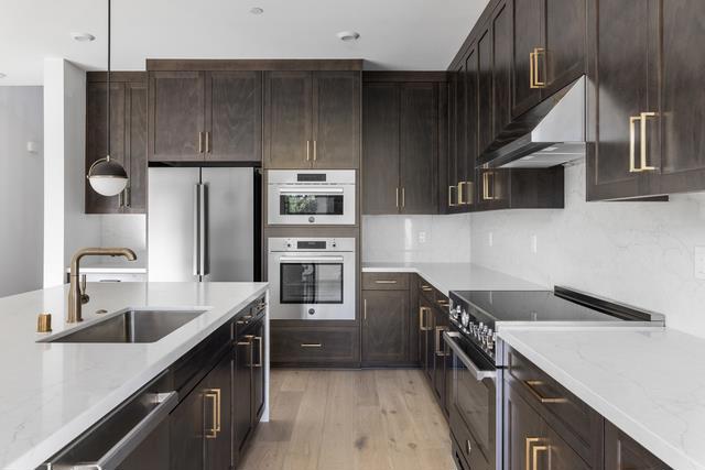 7379 Ailes Court, Gilroy CA: https://media.crmls.org/mediaz/1806e240-bee1-4b4b-a014-b3a2c87018f6.jpg