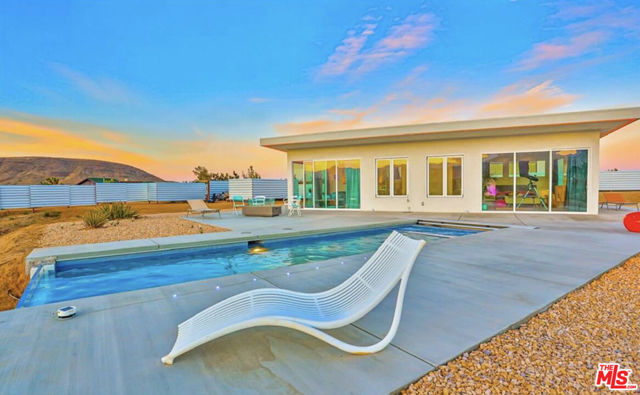 5215 Pioneertown Road, Pioneertown CA: https://media.crmls.org/mediaz/180809c9-ac25-43c9-a5ec-484ce0722528.jpg