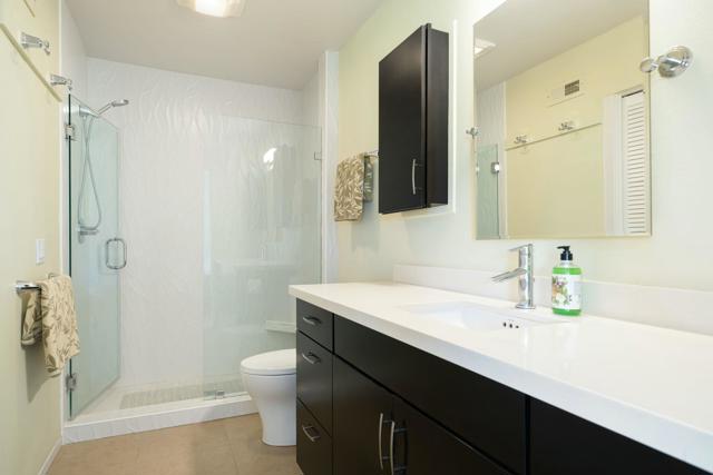 17 Margarita Road, Palm Desert CA: https://media.crmls.org/mediaz/1808b143-4a0b-4fbb-a64b-d21f14bd7160.jpg