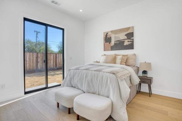 1270 W Hacienda Avenue, Campbell CA: https://media.crmls.org/mediaz/180bb8cc-2135-4094-a26b-c48bcf3ce504.jpg