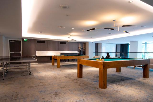 318 Main Street, San Francisco CA: https://media.crmls.org/mediaz/180d0baa-26d9-44d0-86d8-e7c89a44b4a6.jpg