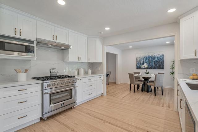 141 Cambrian View Way, Los Gatos CA: https://media.crmls.org/mediaz/180d81b4-291b-4ef9-9aad-ee3c7b512647.jpg