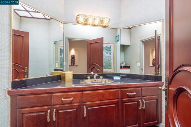 Image 43 of 60 For 1121 Eagle Nest Ct