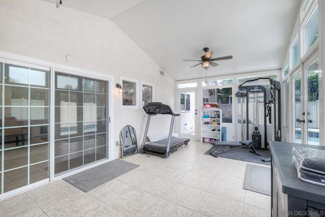 13791 Via Tres Vista, San Diego CA: https://media.crmls.org/mediaz/180ff6c2-2148-4890-aa6c-01bd924ea40d.jpg