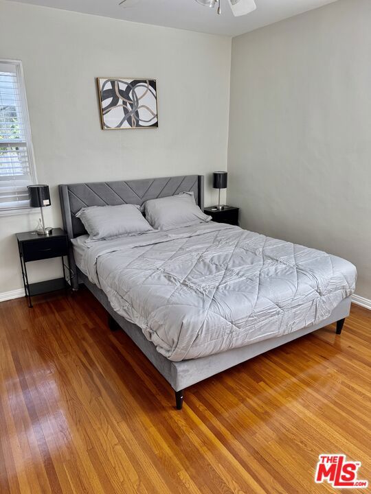 2626 Coolidge Avenue, Los Angeles CA: https://media.crmls.org/mediaz/18115253-401a-4bf5-844b-d31cacb21db3.jpg