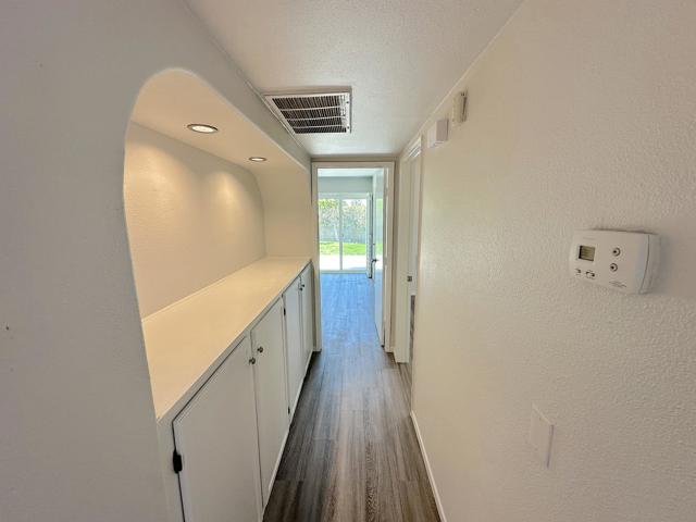 1262 Sunflower N Circle, Palm Springs CA: https://media.crmls.org/mediaz/1813a332-1773-40e7-ba3e-6fa80226d240.jpg