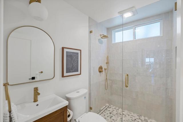 1556 Cherrywood Drive, San Mateo CA: https://media.crmls.org/mediaz/1813ef99-627a-4f4e-adc8-d153880c14f7.jpg