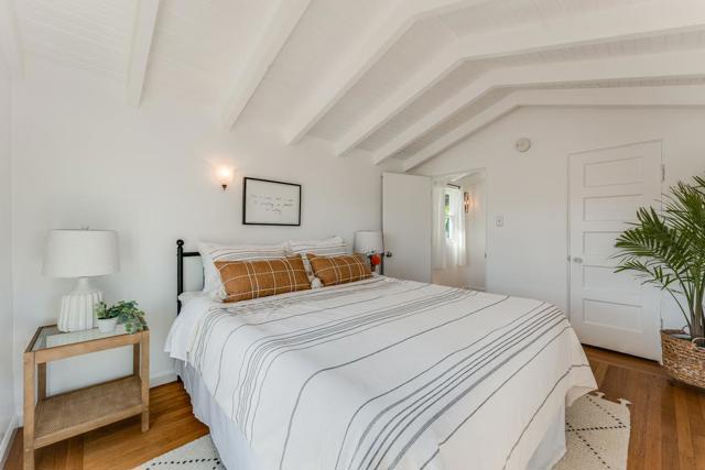 103 Winfield Way, Aptos CA: https://media.crmls.org/mediaz/18141088-bdac-4e76-bfc5-486ef08df8eb.jpg