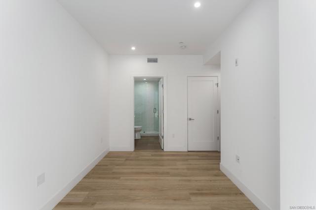 2648 State Street, Unit E, Carlsbad CA: https://media.crmls.org/mediaz/1815a549-b561-4eda-a419-1e9cb696625b.jpg