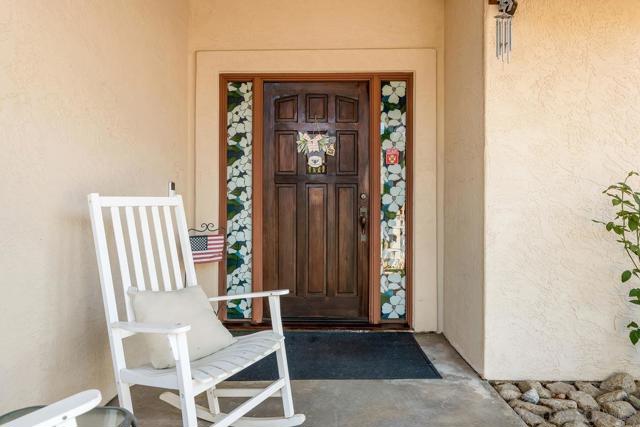 25980 Forest Dr, Escondido CA: https://media.crmls.org/mediaz/18161884-3f33-40de-9367-8d3e552efef0.jpg