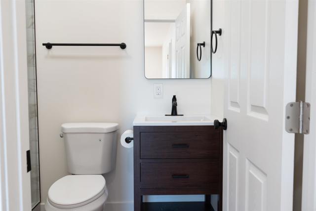 Detail Gallery Image 17 of 31 For 639 First Ave a,  Chula Vista,  CA 91910 - 3 Beds | 3 Baths