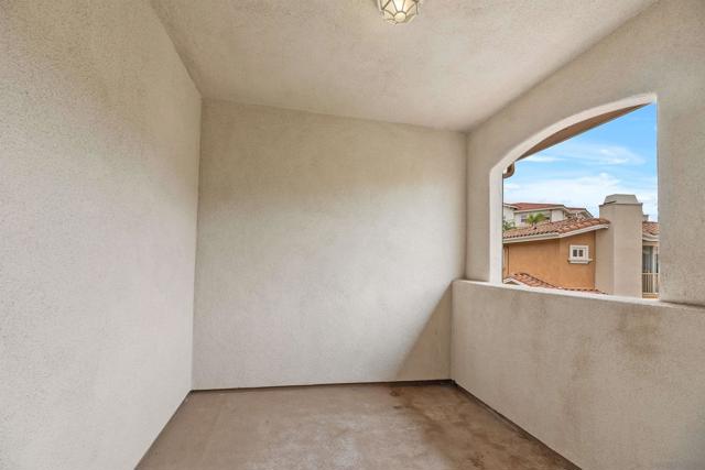 13021 Evening Creek Dr S, San Diego CA: https://media.crmls.org/mediaz/181807f3-9a9b-43df-b882-635b2f5cbe21.jpg
