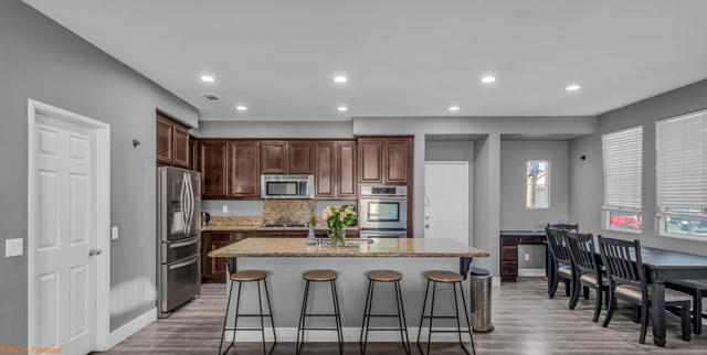 37434 Bradford Drive, Indio CA: https://media.crmls.org/mediaz/181872aa-6604-45a1-9ac8-3089efbab78d.jpg