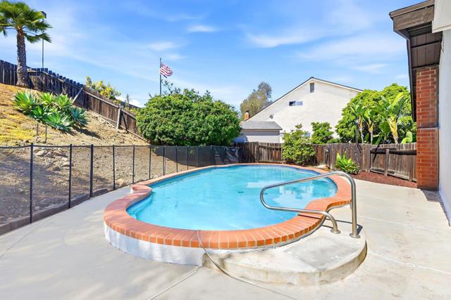 Detail Gallery Image 22 of 31 For 406 Borden Cir, San Marcos,  CA 92069 - 3 Beds | 2 Baths