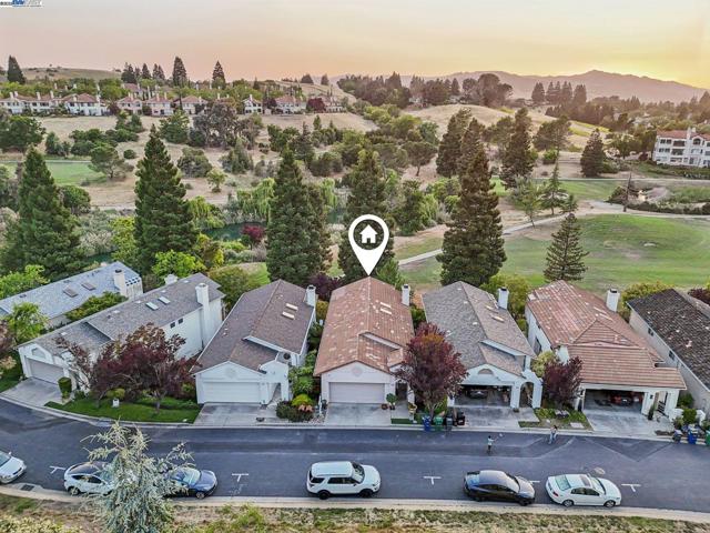 5310 E Lakeshore, San Ramon CA: https://media.crmls.org/mediaz/1819c54a-dec8-4167-b387-c362521e34bc.jpg