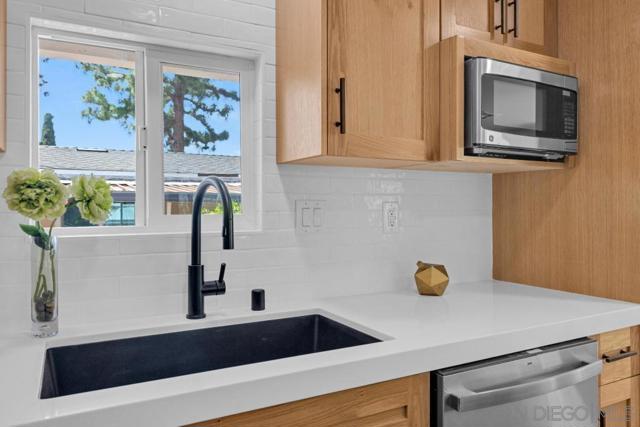 1120 Pepper Dr, El Cajon CA: https://media.crmls.org/mediaz/181a49c6-6d29-4377-8bf6-194347ef81dd.jpg