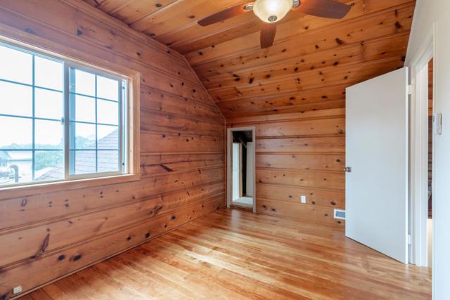 1222 Lincoln Avenue, Pacific Grove CA: https://media.crmls.org/mediaz/181aa32e-a886-4137-8760-d1bae86c6188.jpg
