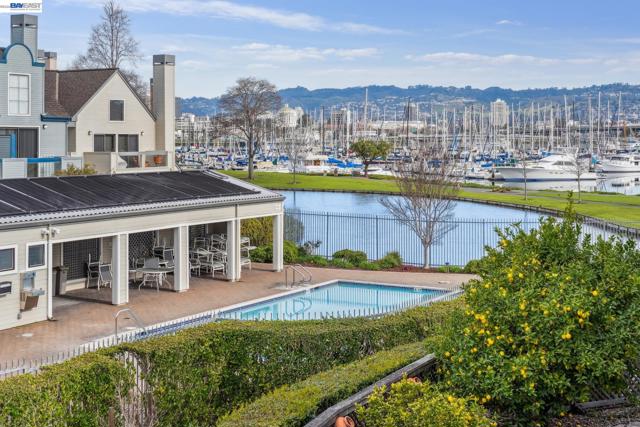 Image 35 of 44 For 9 Regulus Court