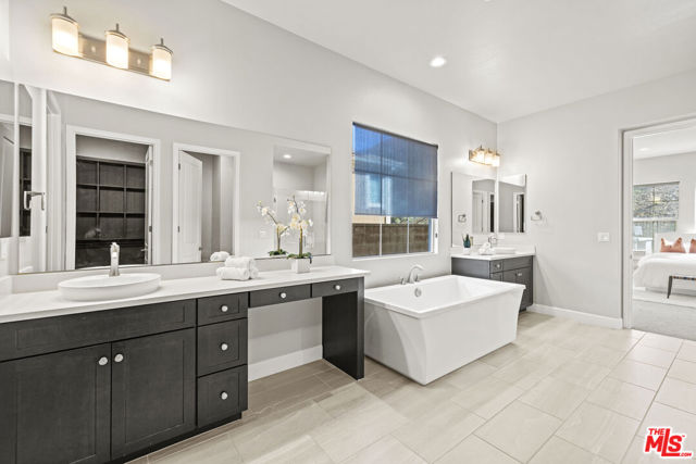 24220 Sterling Ranch Road, West Hills CA: https://media.crmls.org/mediaz/181afc1a-deeb-4046-bdbd-b40586e470aa.jpg