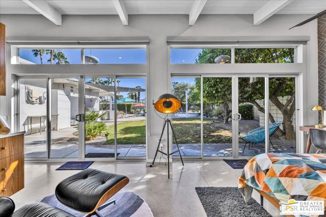 657 N Juanita Drive, Palm Springs, CA 92262