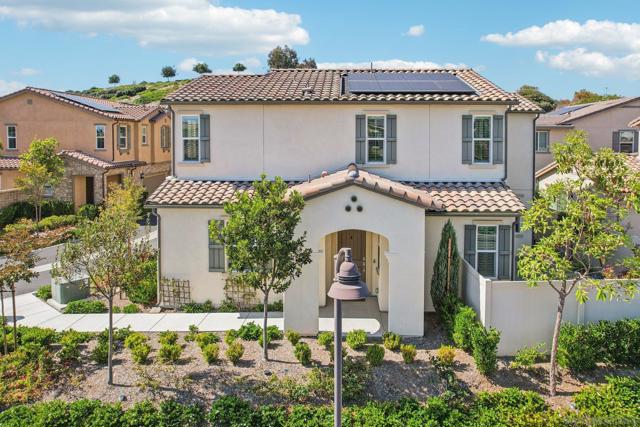 6698 Spartina Ct, Carlsbad CA: https://media.crmls.org/mediaz/181bbc4f-6caa-4ef1-9428-acacc530b7ba.jpg