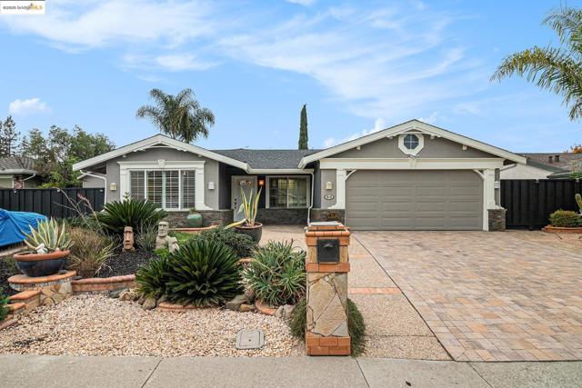 410 Kevin Ct, San Ramon CA: https://media.crmls.org/mediaz/181bd4d0-b5f6-4640-b19d-3a7d690ff883.jpg