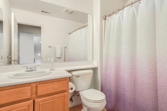Image 22 of 34 For 80533 Ullswater Dr Drive