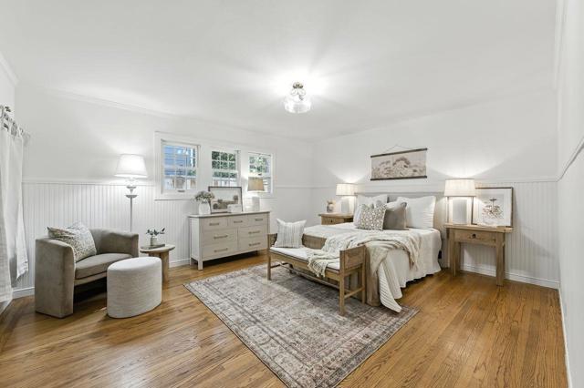 1422 W Selby Lane, Redwood City CA: https://media.crmls.org/mediaz/181e883e-c86d-4b49-8547-a9075110a854.jpg