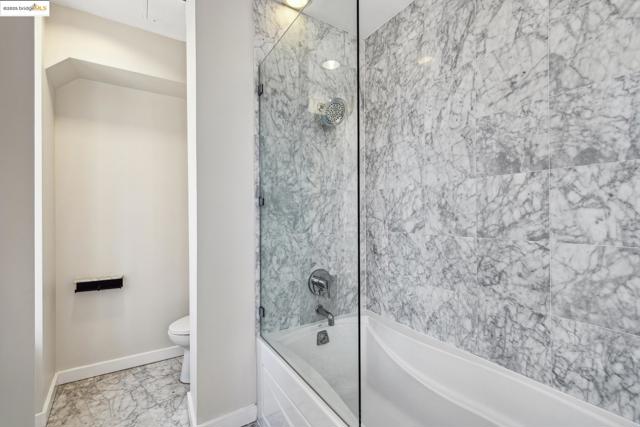 1615 Broadway, Oakland CA: https://media.crmls.org/mediaz/18203a49-6339-4d02-b684-b3ad1d83d458.jpg