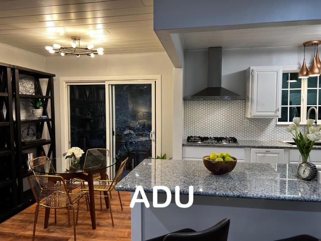 23110 Old Santa Cruz Highway, Los Gatos CA: https://media.crmls.org/mediaz/18215215-3233-481e-9f72-f5b6c95a8531.jpg