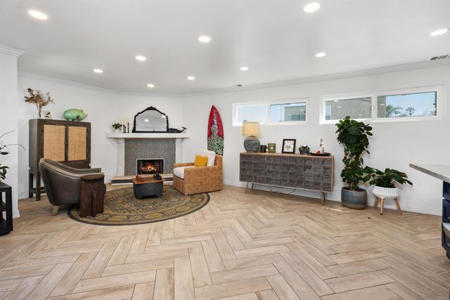 5152 Brighton Avenue, San Diego CA: https://media.crmls.org/mediaz/18216a11-a696-40c7-9eb3-29fb23428c46.jpg