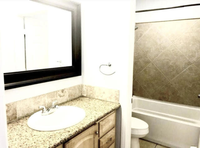 33113 Campus Lane, Cathedral City CA: https://media.crmls.org/mediaz/18217cfa-4d64-4f82-903a-cfbae4afd0bf.jpg