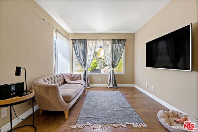 683 Triunfo Canyon Road, Westlake Village CA: https://media.crmls.org/mediaz/18228a79-5733-49f1-a4f1-45584d9232cc.jpg