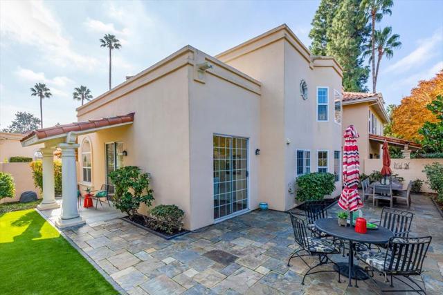 1190 Maria Privada, Mountain View CA: https://media.crmls.org/mediaz/18228f80-7780-4c59-9419-a718f77e07f9.jpg